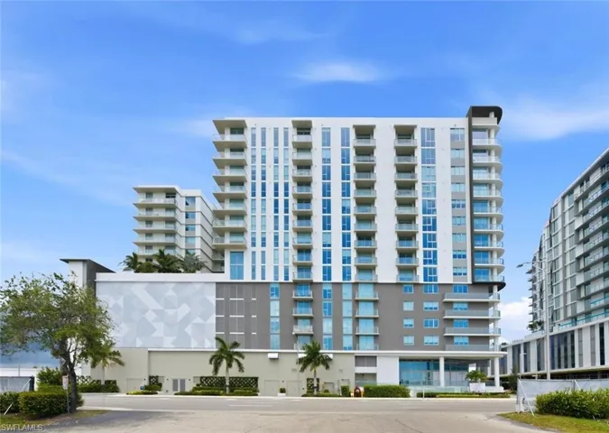 1950 Mayfair St Ph8, Naples, Florida 34104