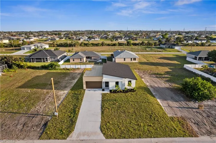 2232 Nw 7th St, Cape Coral Fl 33993