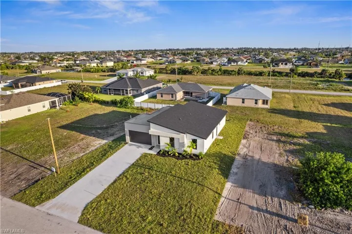 2232 Nw 7th St, Cape Coral Fl 33993