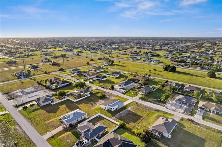 2232 Nw 7th St, Cape Coral Fl 33993