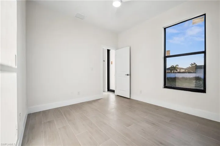 2232 Nw 7th St, Cape Coral Fl 33993