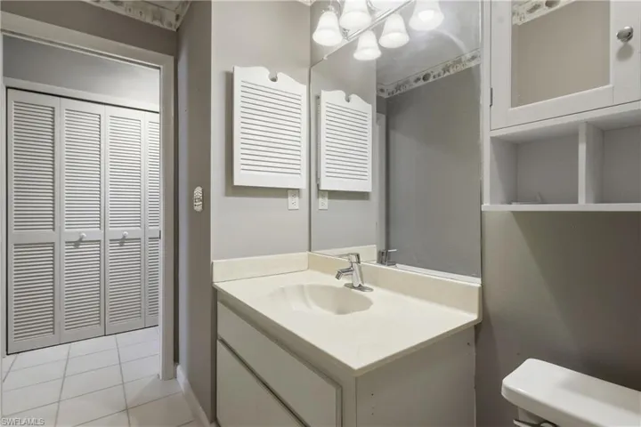 9753 Maplecrest Cir, Lehigh Acres, Florida 33936