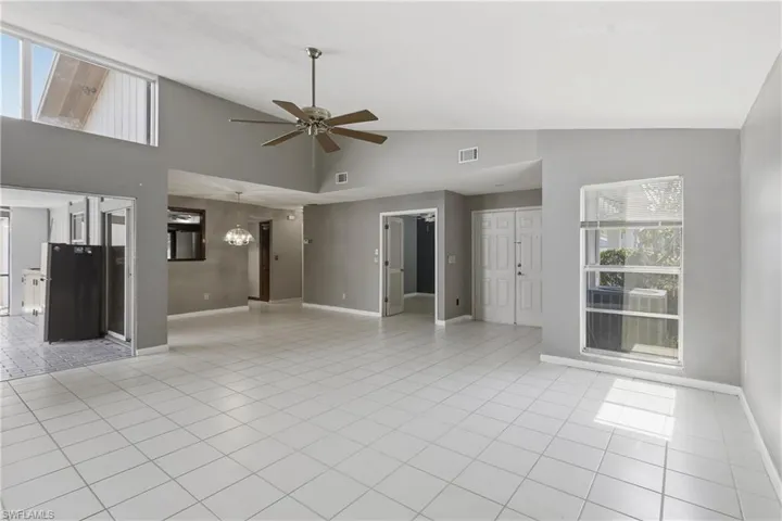 9753 Maplecrest Cir, Lehigh Acres, Florida 33936