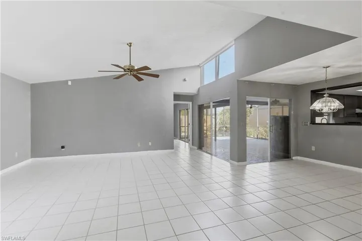 9753 Maplecrest Cir, Lehigh Acres, Florida 33936