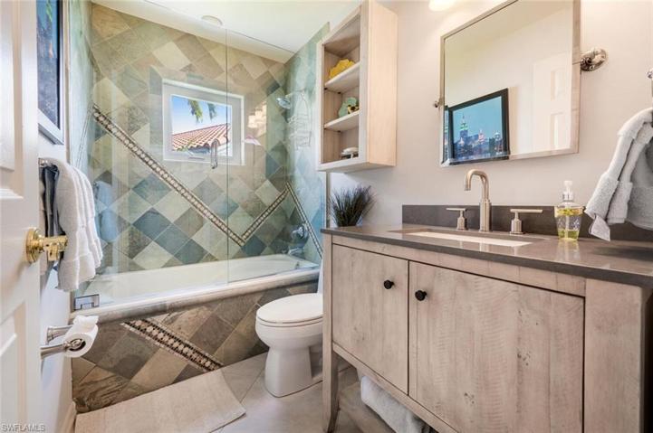 Bathroom #2