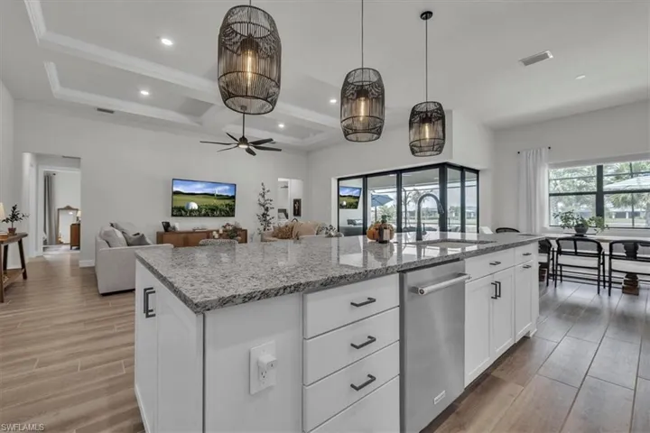 2937  Sagittaria  LN, Alva, FL 33920