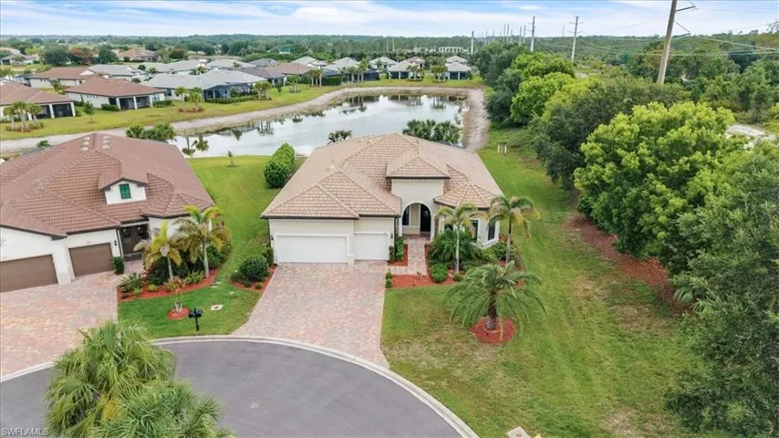 2937  Sagittaria  LN, Alva, FL 33920