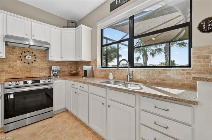10979  Glenhurst  ST, Fort Myers, FL 33913