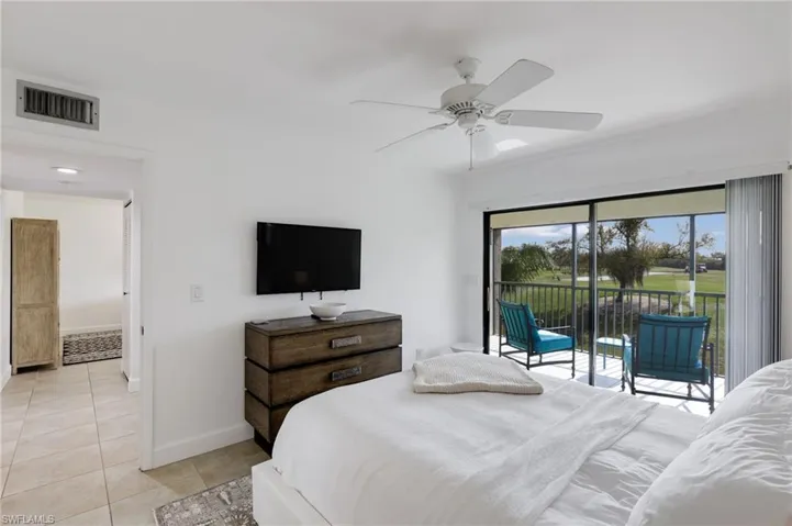 Master bedroom with sliders to lanai