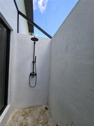one of the 2 outdoor showers