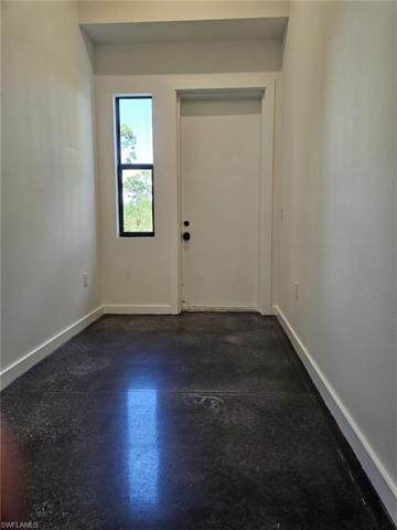 546  Charles Sise E ST, LEHIGH ACRES, FL 33974