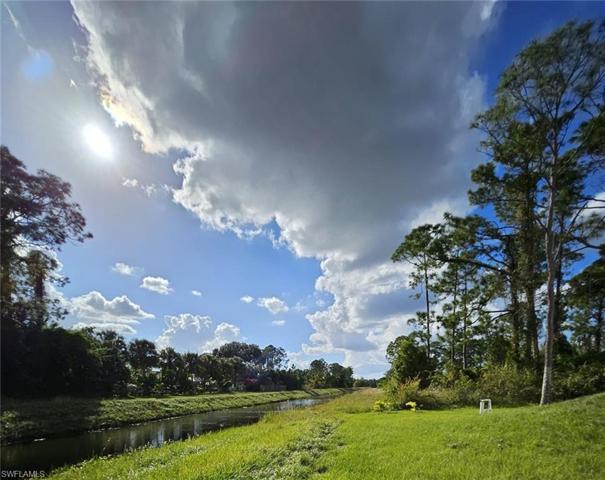 546  Charles Sise E ST, LEHIGH ACRES, FL 33974