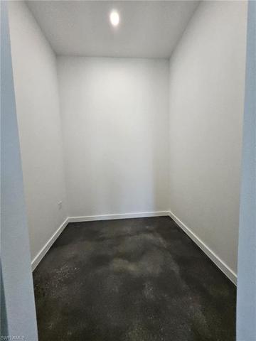 546  Charles Sise E ST, LEHIGH ACRES, FL 33974