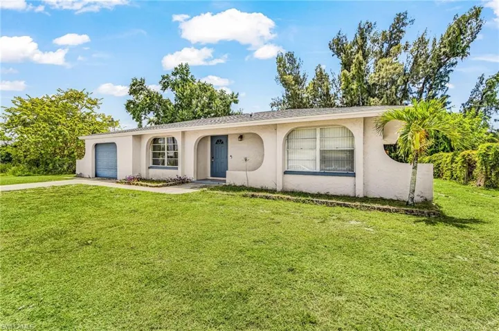 1718 Ne 7th Ter, Cape Coral, Florida 33909