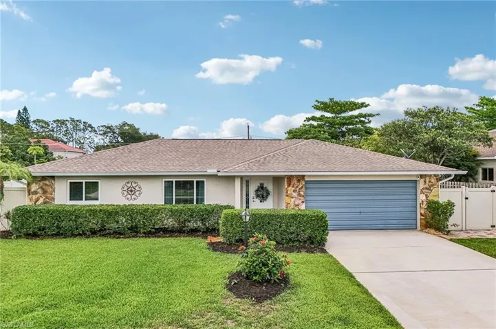 26925 Piva Ct, Bonita Springs, Florida 34135