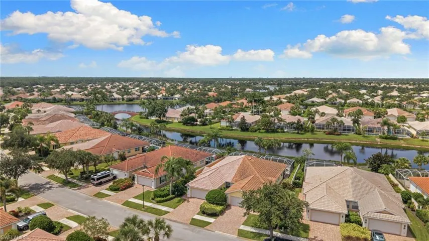 7620 Rozzini Ln, Naples, Florida 34114
