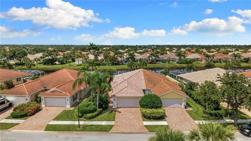 7620 Rozzini Ln, Naples, Florida 34114