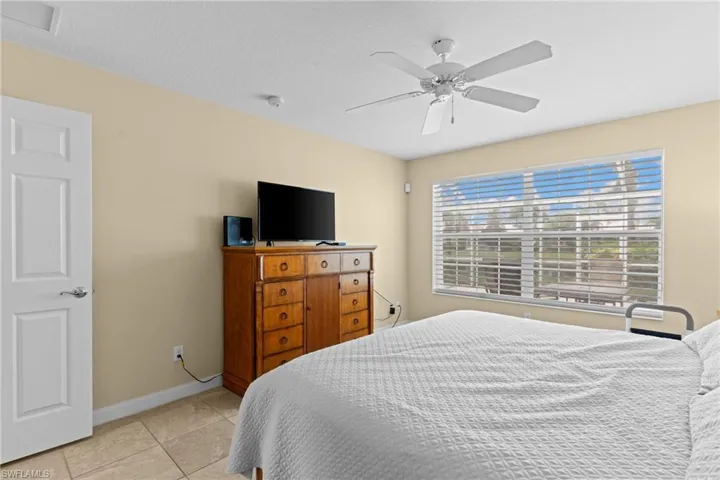 7620 Rozzini Ln, Naples, Florida 34114