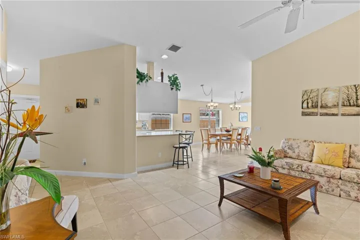 7620 Rozzini Ln, Naples, Florida 34114