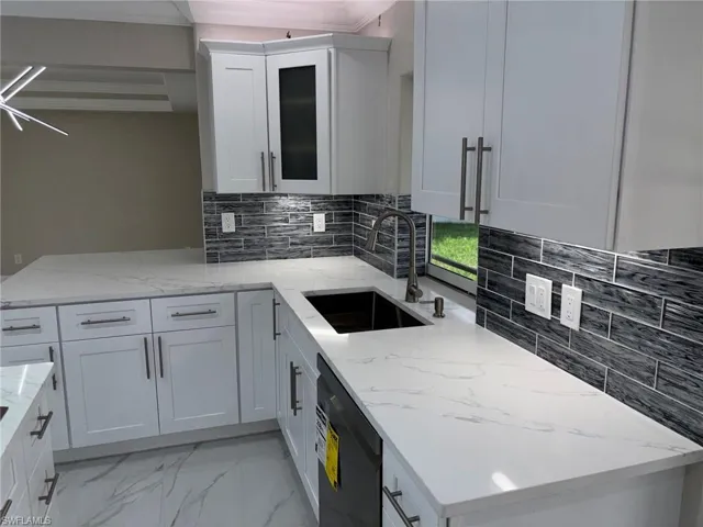 Kitchen, Custom Glass Subway Tile