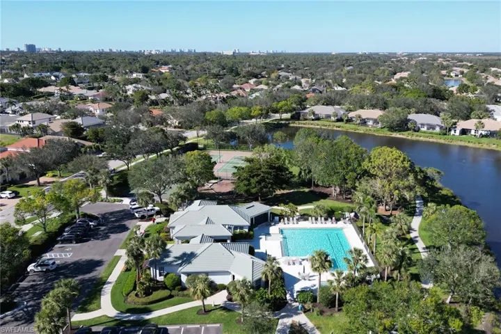 Overview of Community Club, Tennis Courts & Resort Pool