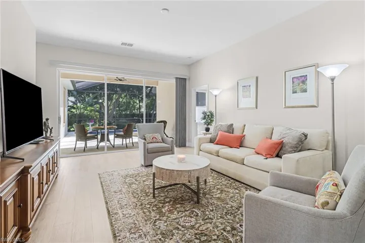 A LOVELY HOME FOR RELAXING & ENTERTAINING