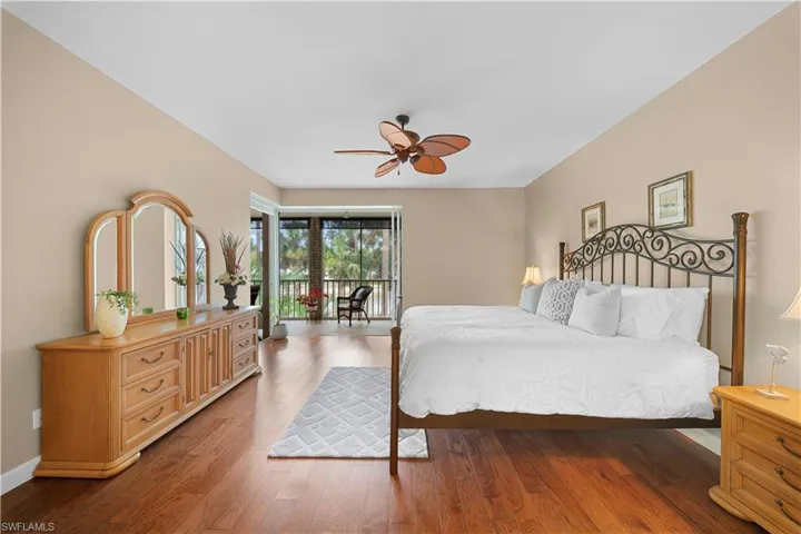 770 Waterford Dr 202, Naples, Florida 34113