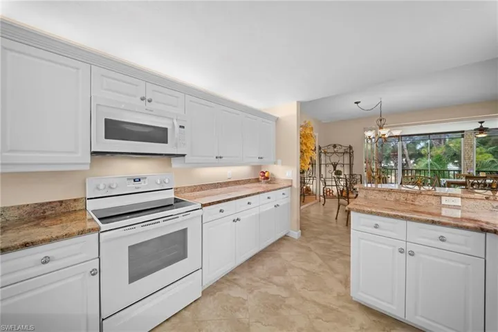 770 Waterford Dr 202, Naples, Florida 34113