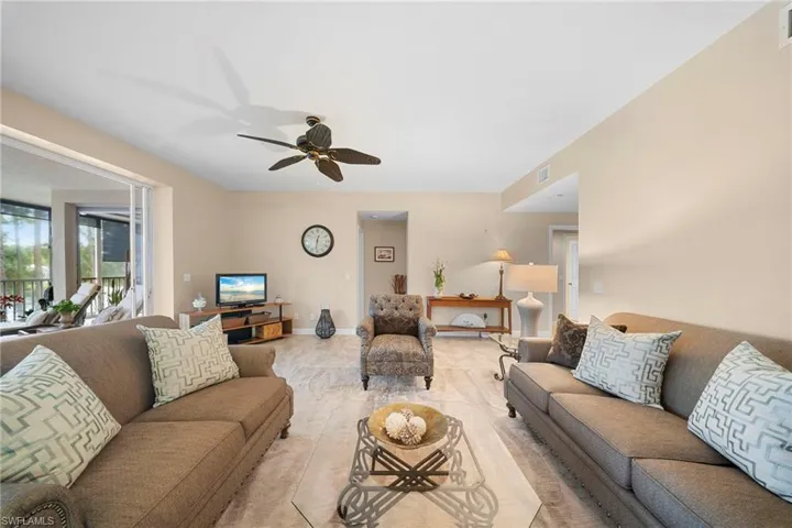 770 Waterford Dr 202, Naples, Florida 34113