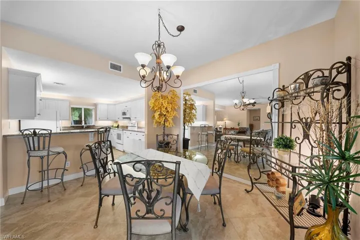 770 Waterford Dr 202, Naples, Florida 34113