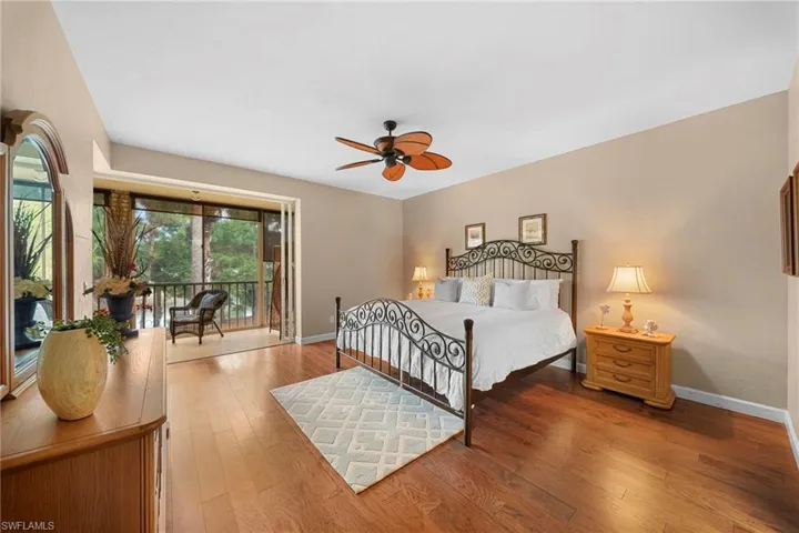 770 Waterford Dr 202, Naples, Florida 34113
