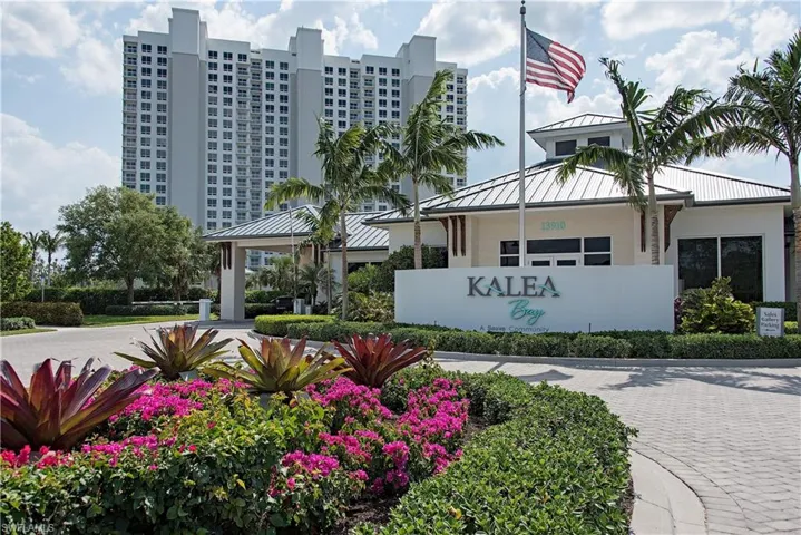 Kalea Entrance
