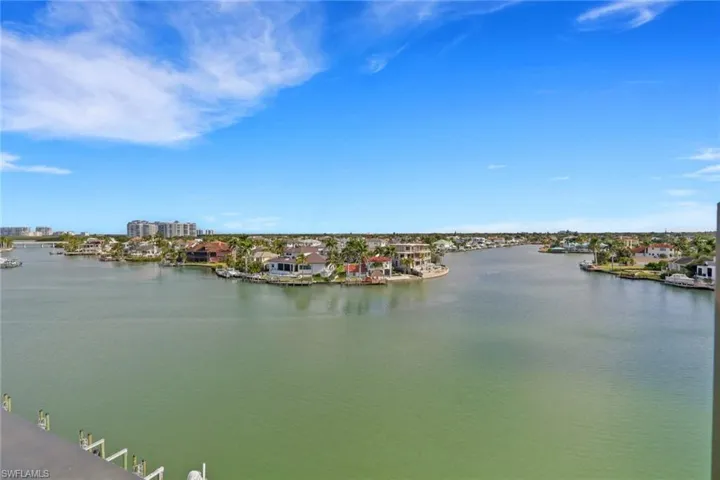 10420 Gulf Shore Dr 162, Naples, Florida 34108
