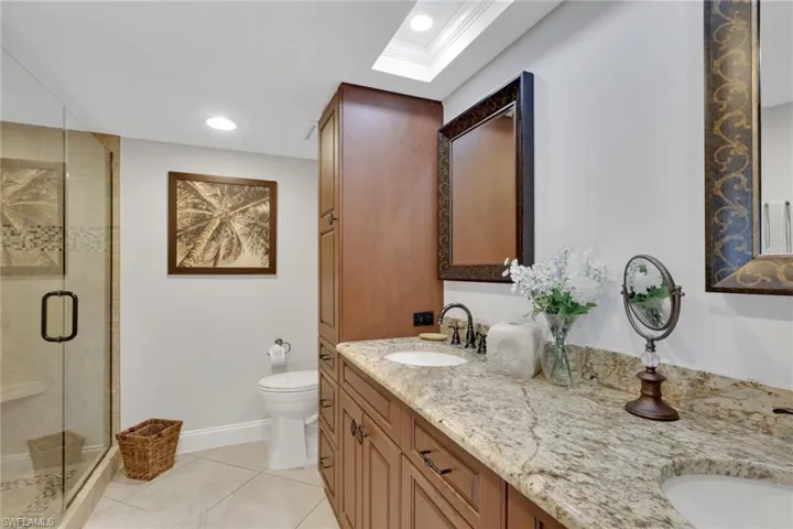 10420 Gulf Shore Dr 162, Naples, Florida 34108