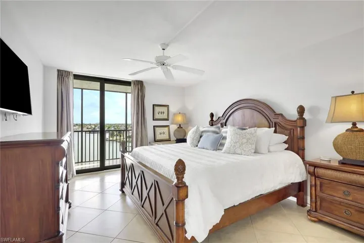 10420 Gulf Shore Dr 162, Naples, Florida 34108