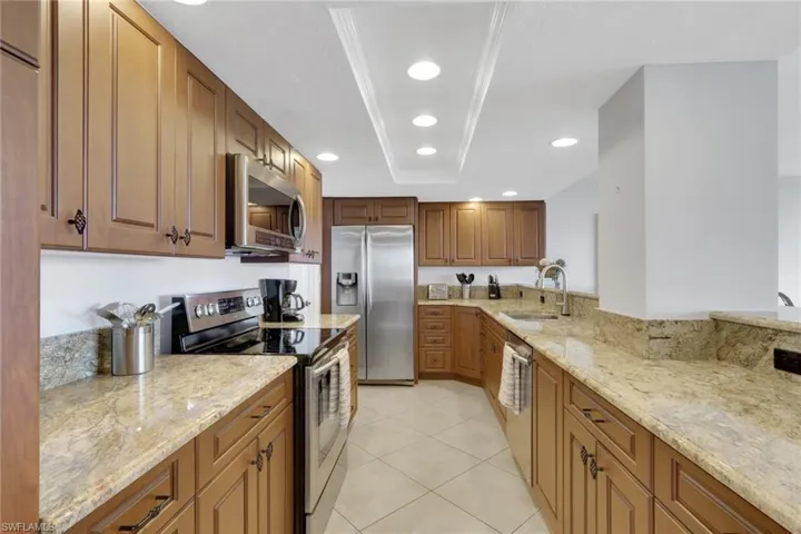 10420 Gulf Shore Dr 162, Naples, Florida 34108
