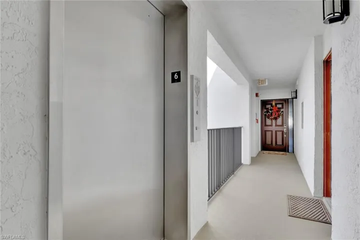 10420 Gulf Shore Dr 162, Naples, Florida 34108