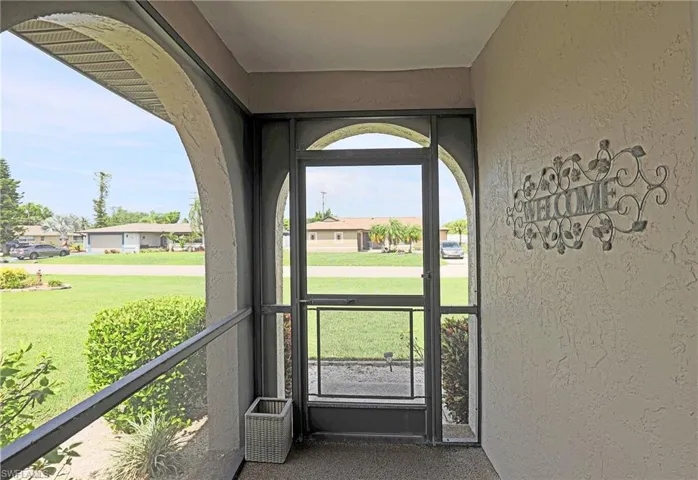 3925 Se 2nd Pl, Cape Coral, Florida 33904