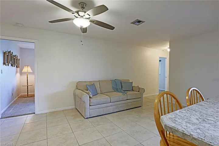 3925 Se 2nd Pl, Cape Coral, Florida 33904