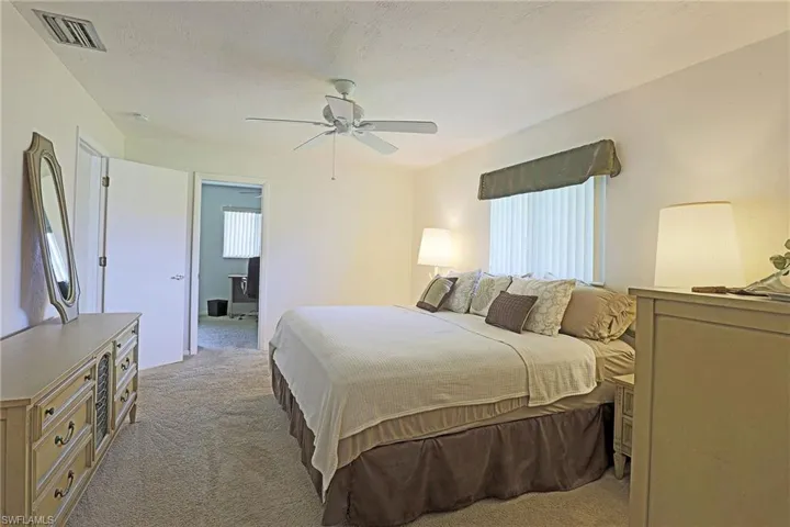 3925 Se 2nd Pl, Cape Coral, Florida 33904