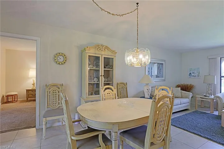 3925 Se 2nd Pl, Cape Coral, Florida 33904