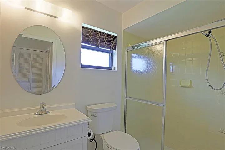 3925 Se 2nd Pl, Cape Coral, Florida 33904