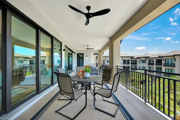 1130 3rd Ave S 512, Naples, Florida 34102