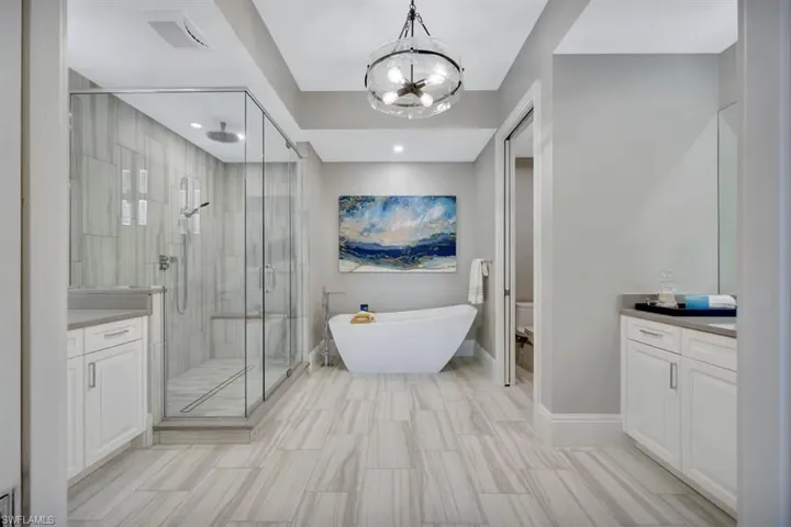 1130 3rd Ave S 512, Naples, Florida 34102
