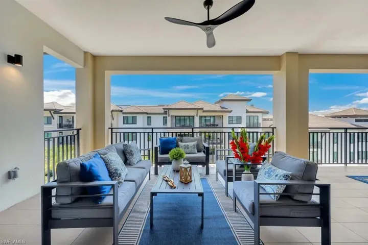 1130 3rd Ave S 512, Naples, Florida 34102