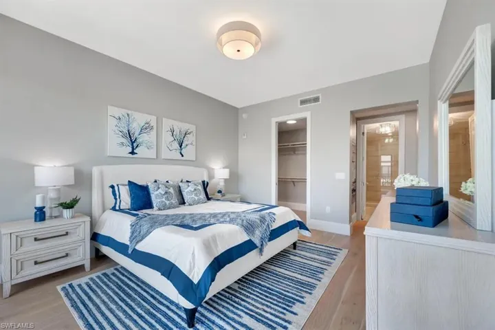 1130 3rd Ave S 512, Naples, Florida 34102
