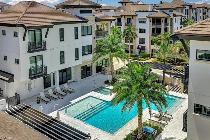 1130 3rd Ave S 512, Naples, Florida 34102