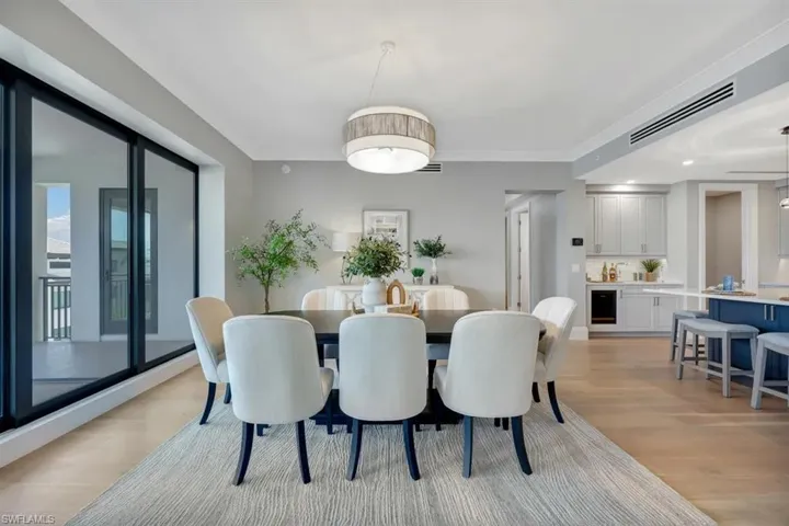 1130 3rd Ave S 512, Naples, Florida 34102