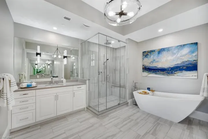 1130 3rd Ave S 512, Naples, Florida 34102