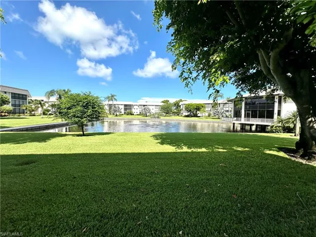 788  Park Shore  DR, Naples, FL 34103